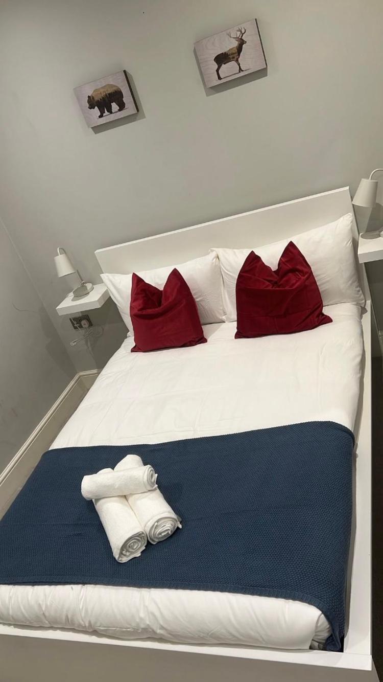 Brilliant 2 Bed Apartment - Spacious, Central & Well-Connected Λονδίνο Εξωτερικό φωτογραφία