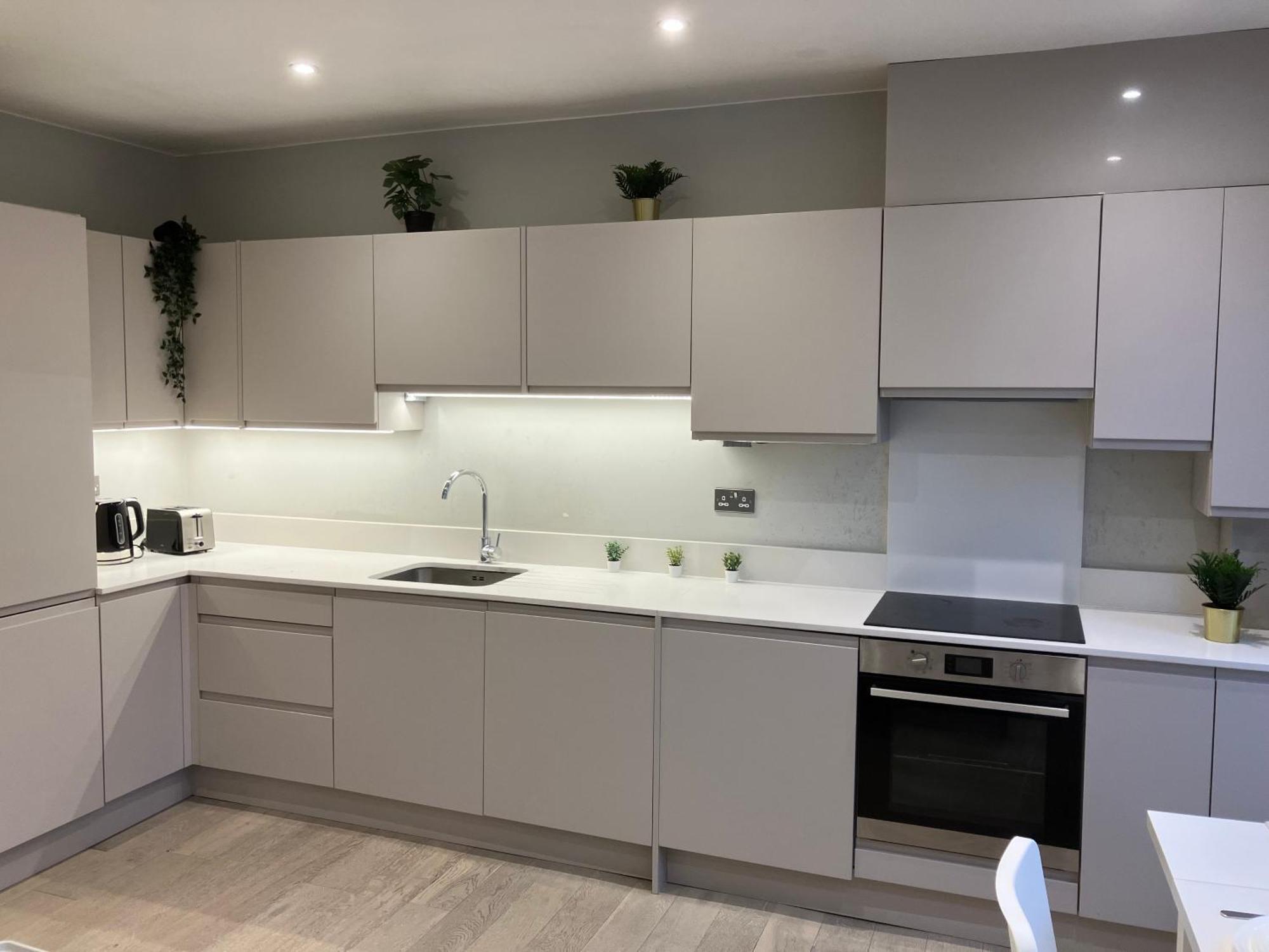 Brilliant 2 Bed Apartment - Spacious, Central & Well-Connected Λονδίνο Εξωτερικό φωτογραφία